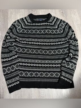 Route 66 Black and White Patterned Crewneck Sweater
